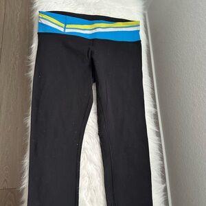 Lululemon Athletica Black and Blue Cropped Leggings